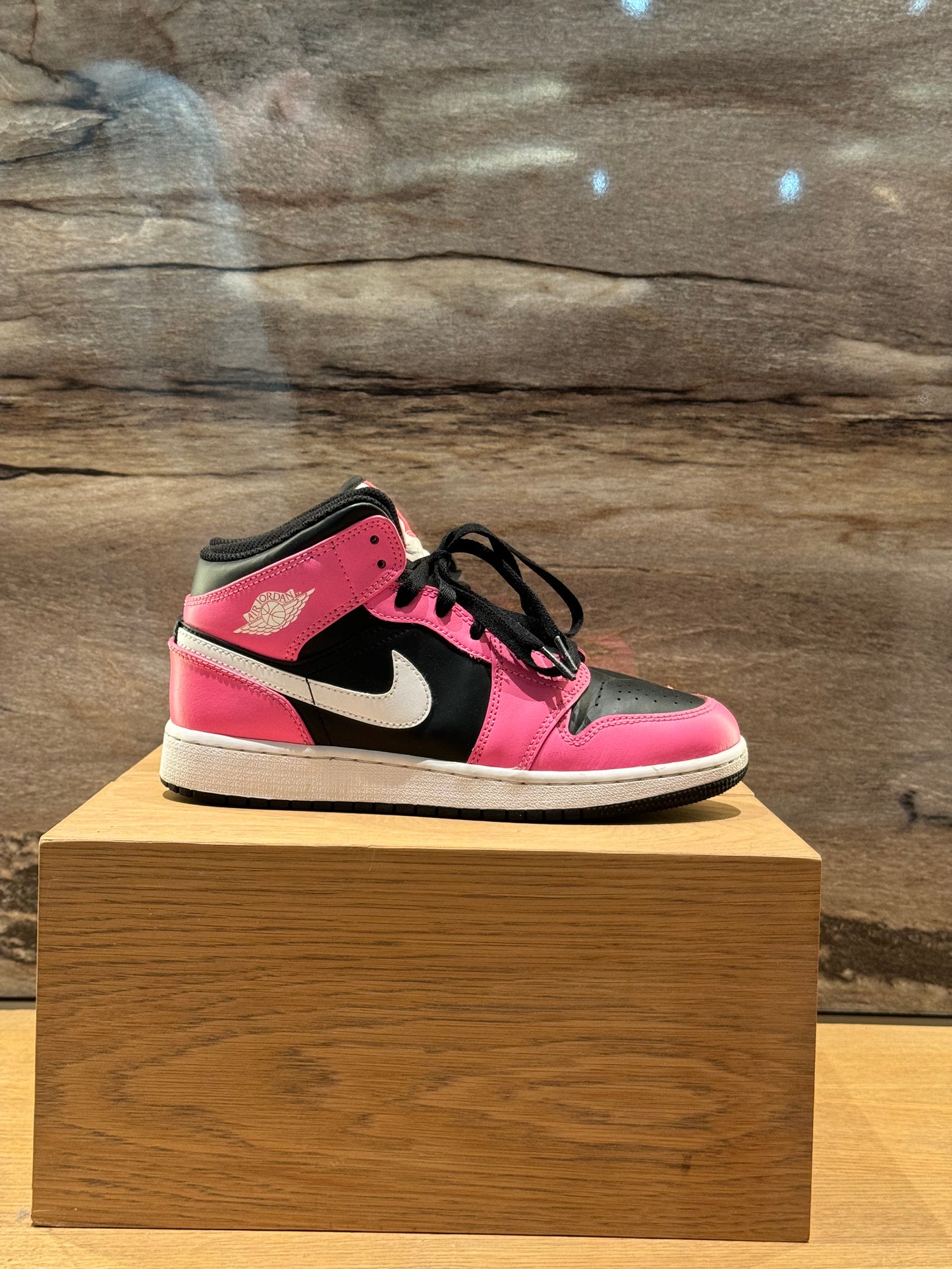 Air Jordan 1 Mid Pinksicle GS