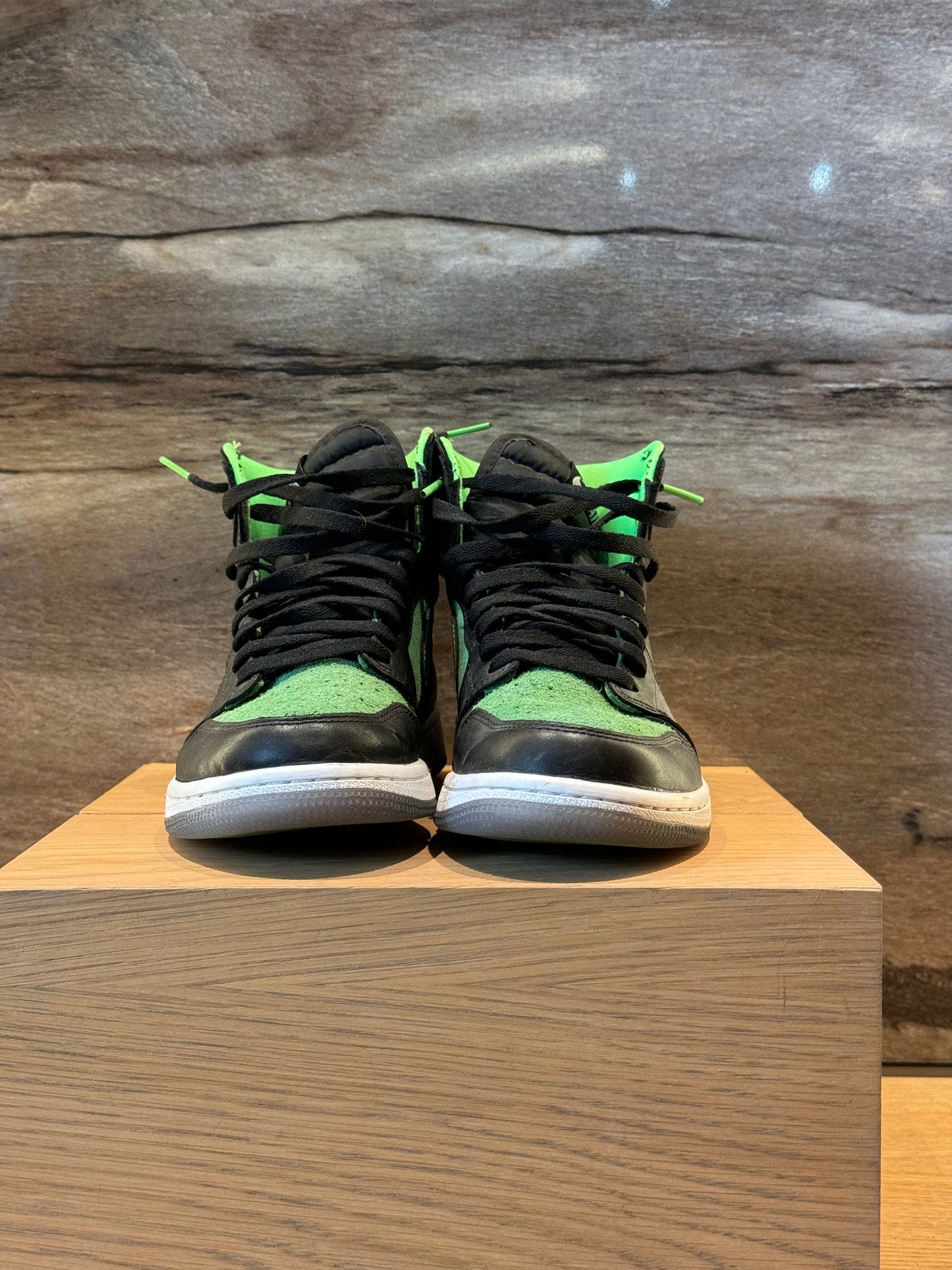 Air Jordan 1 High Zoom Green