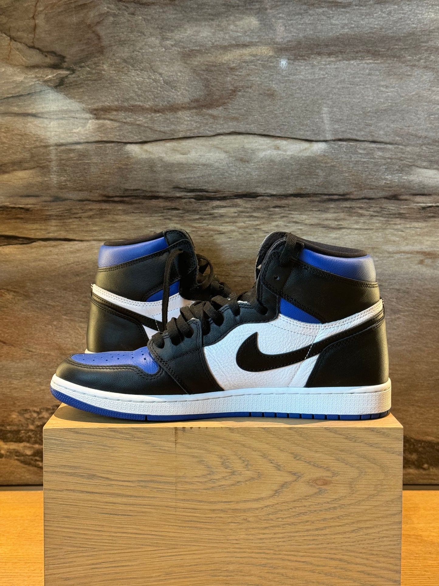 Air Jordan 1 High Royal Toe