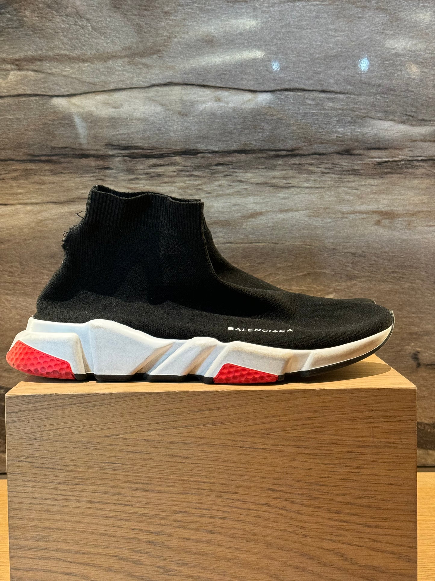 Balenciaga Speedtrainers Black White Red