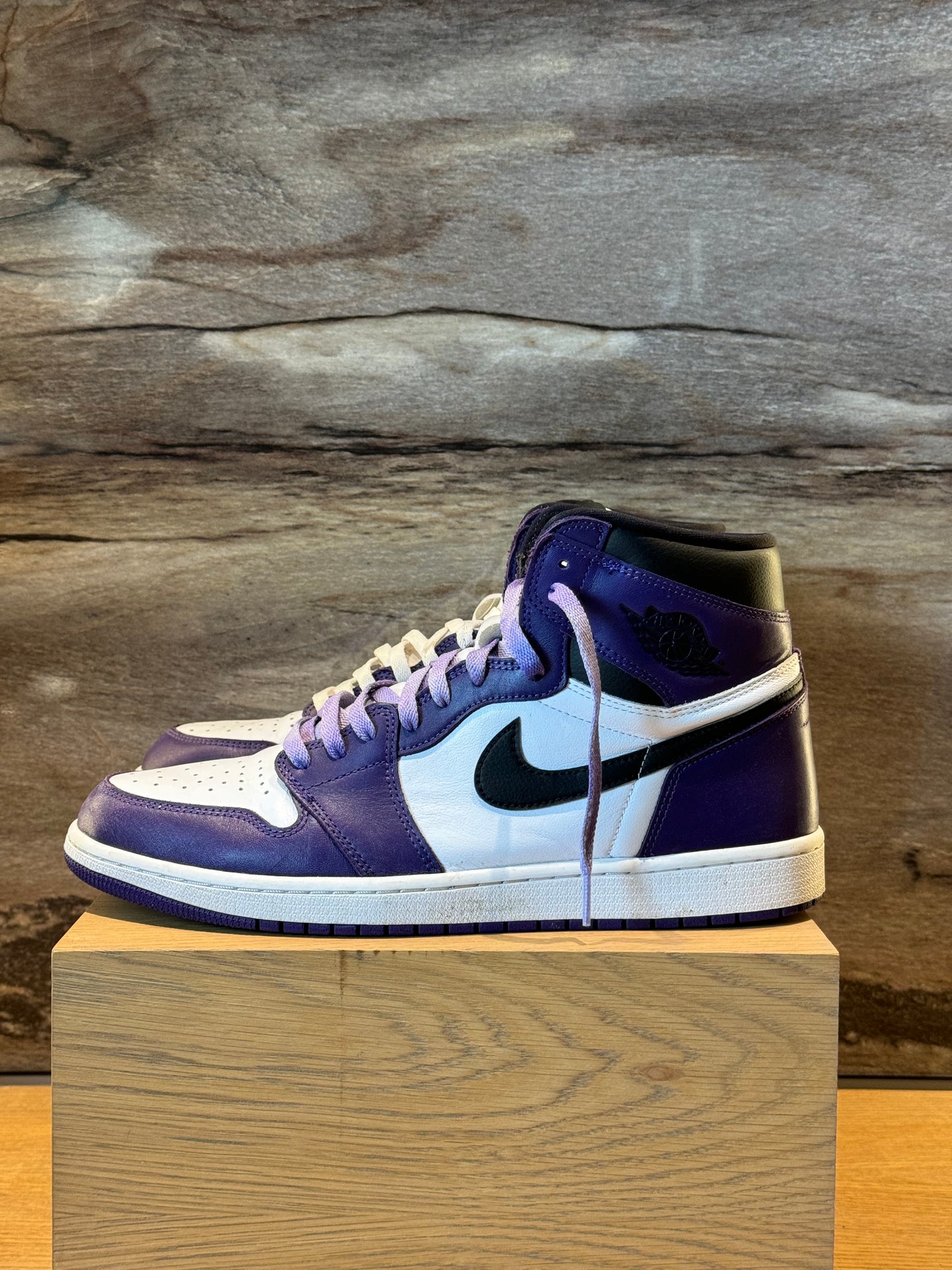 Air Jordan 1 High Court Purple