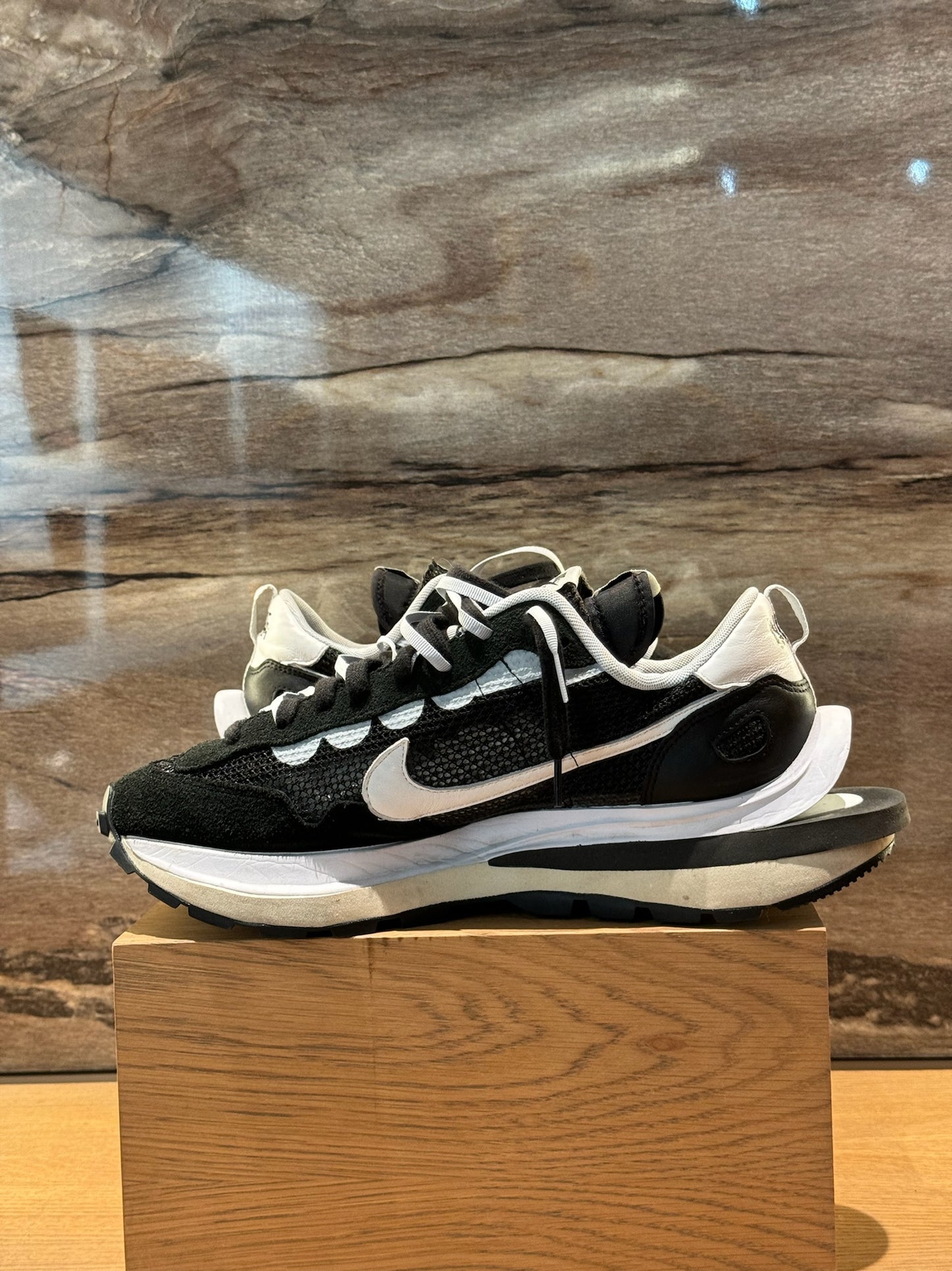 Sacai x Nike Vaporwaffle Black White