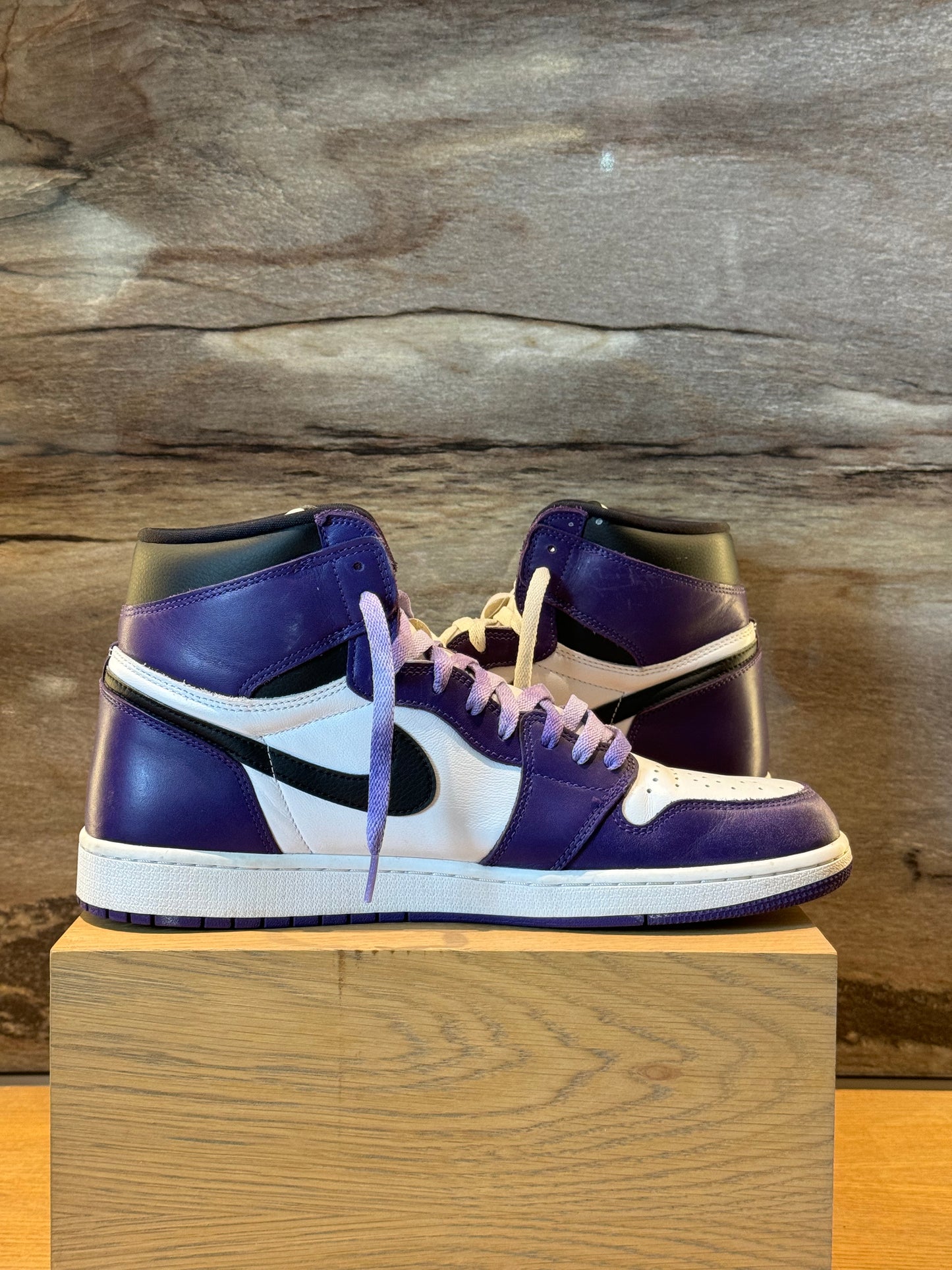 Air Jordan 1 High Court Purple