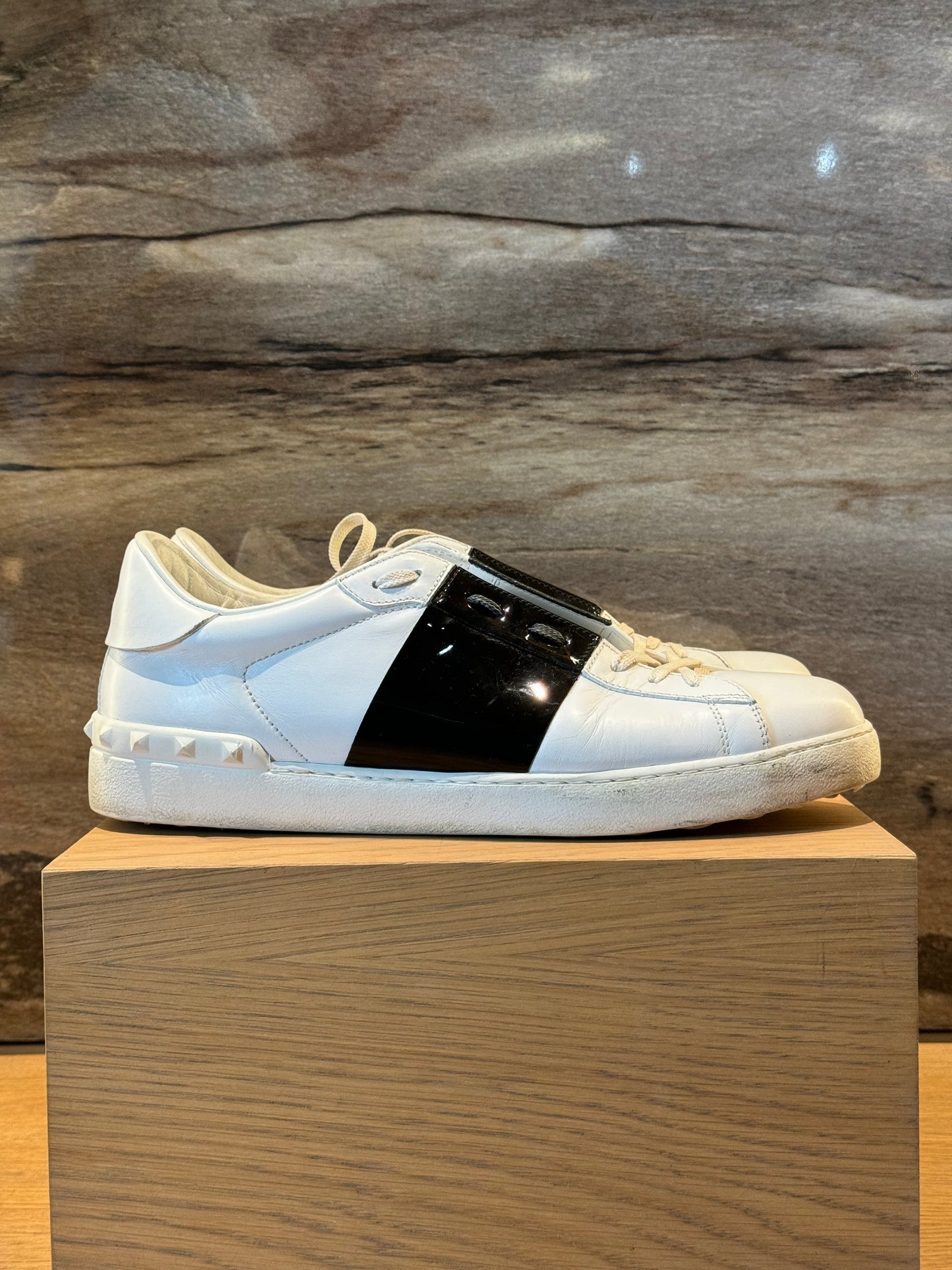 Valentino Sneakers White Black