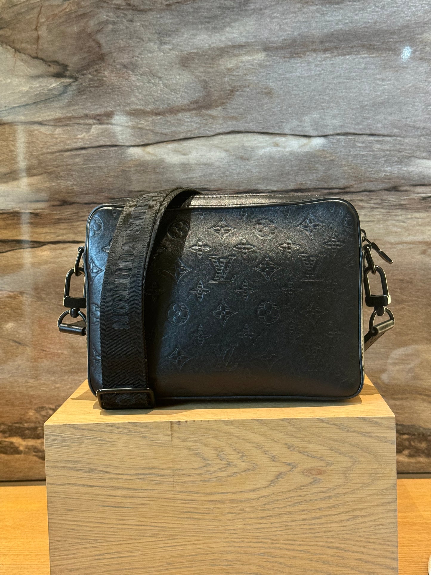 Louis Vuitton Duo Messenger Bag Black Leather