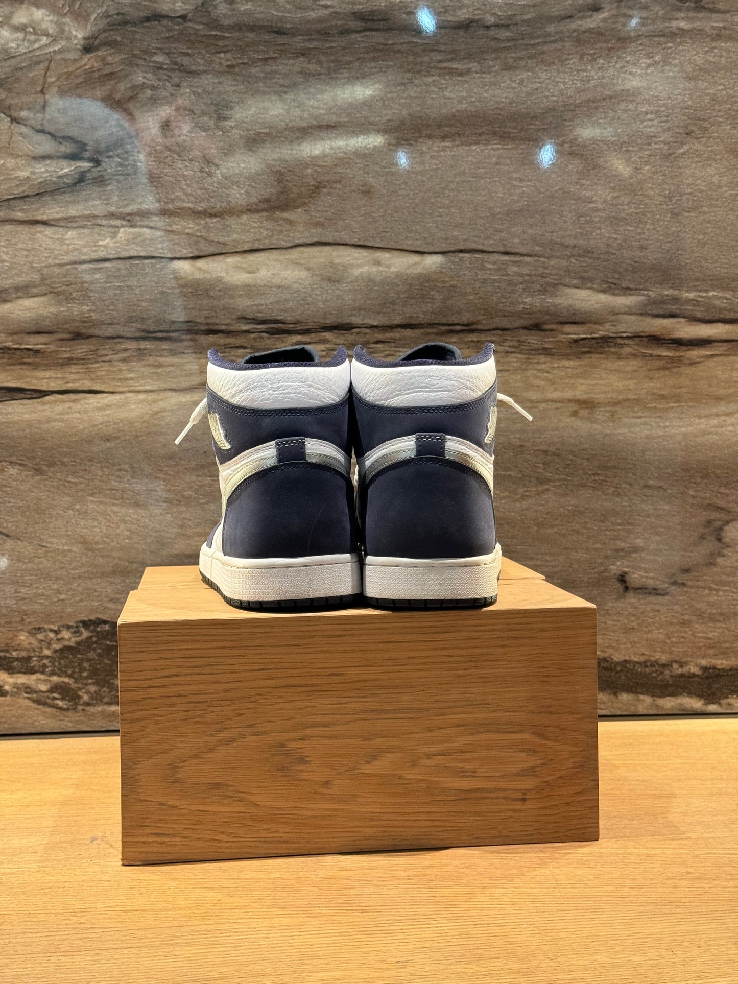 Air Jordan 1 High Japan Midnight Navy