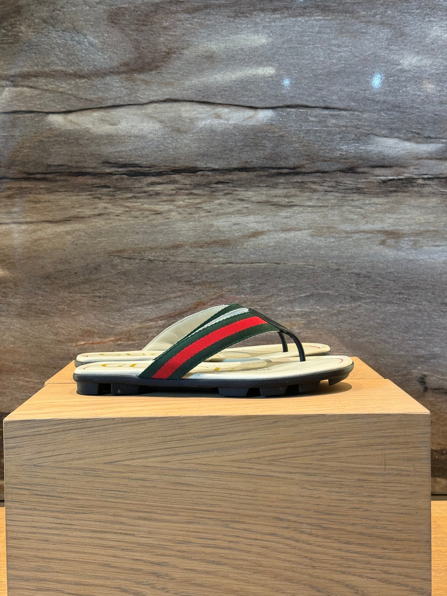 Gucci Slides Womans