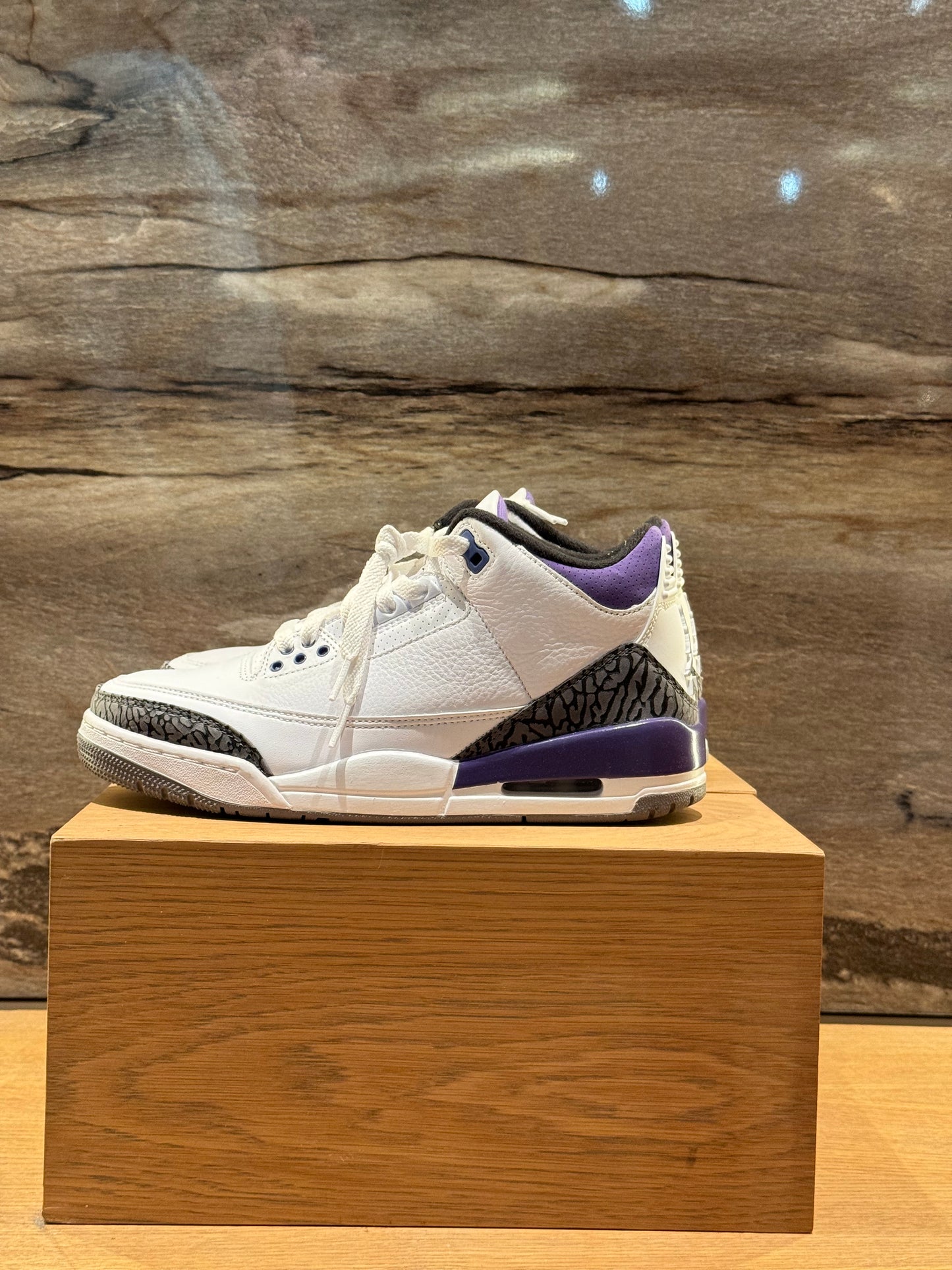 Air Jordan 3 Purple