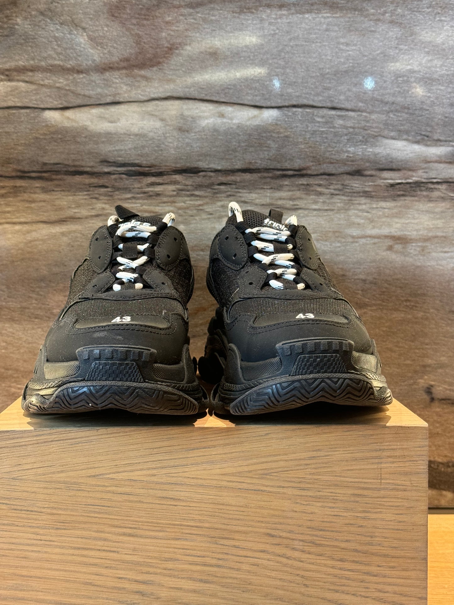 Balenciaga Sneakers Triple S Black