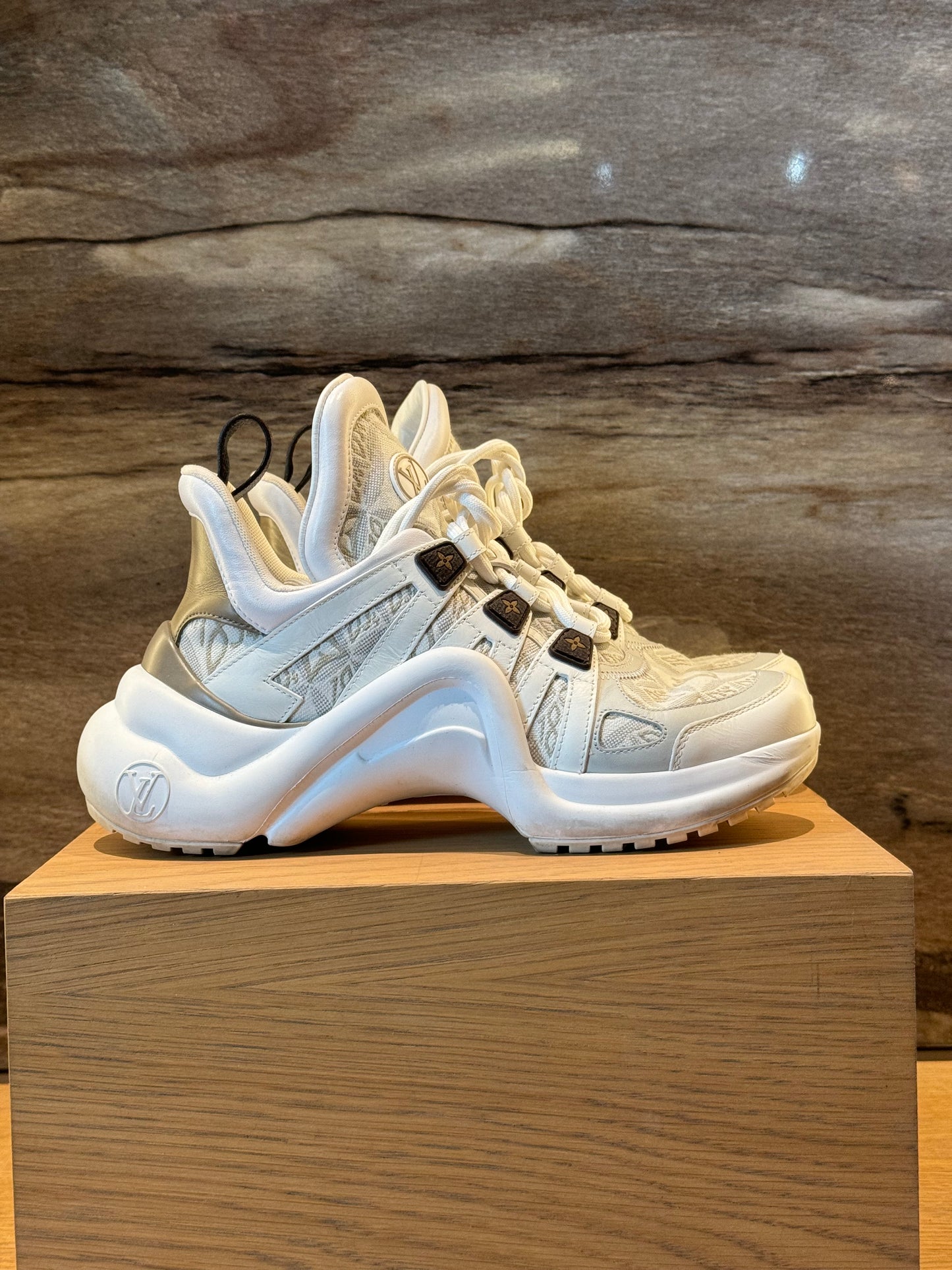 Louis Vuitton Archlight Sneakers Womans