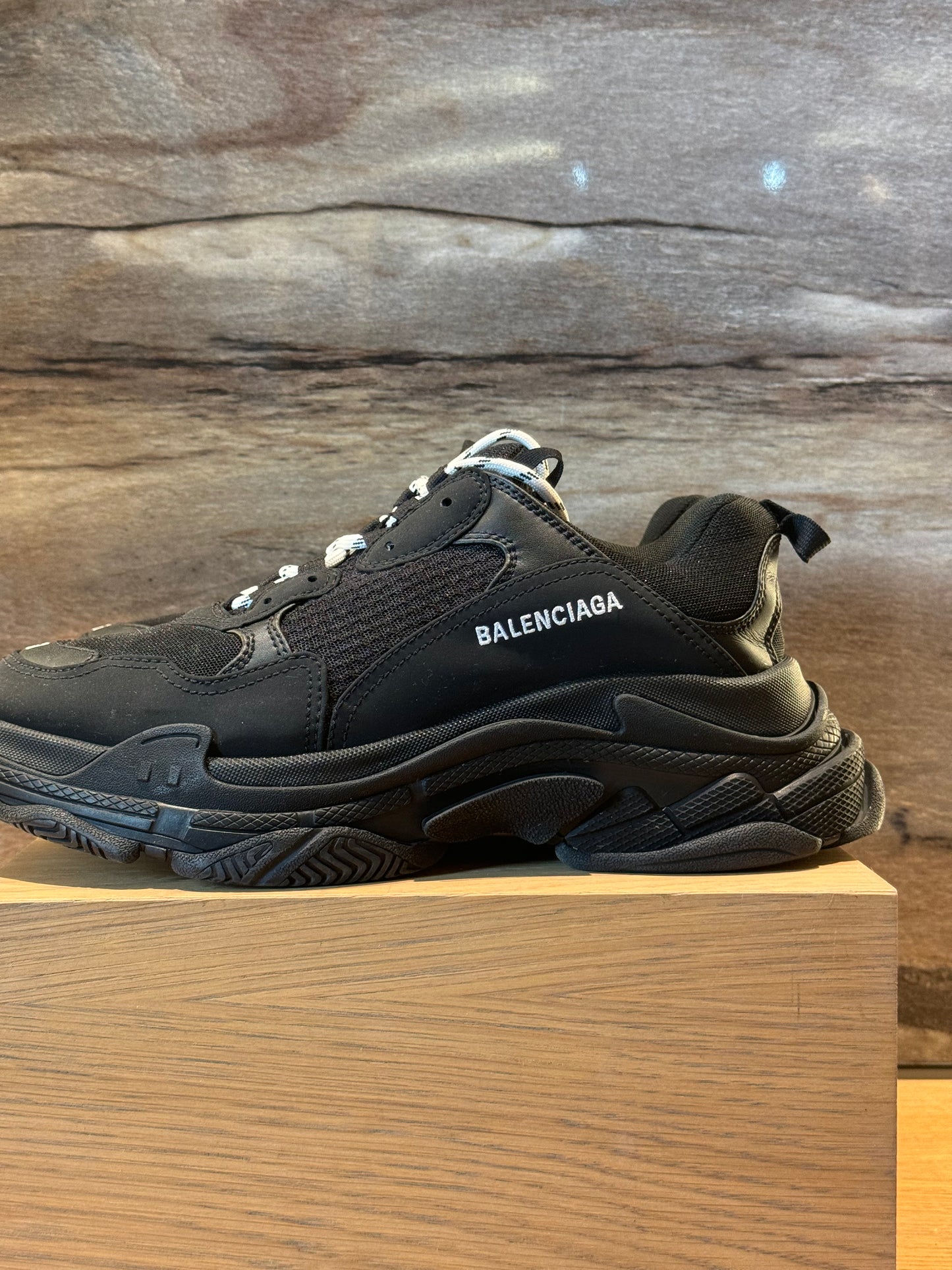 Balenciaga Sneakers Triple S Black