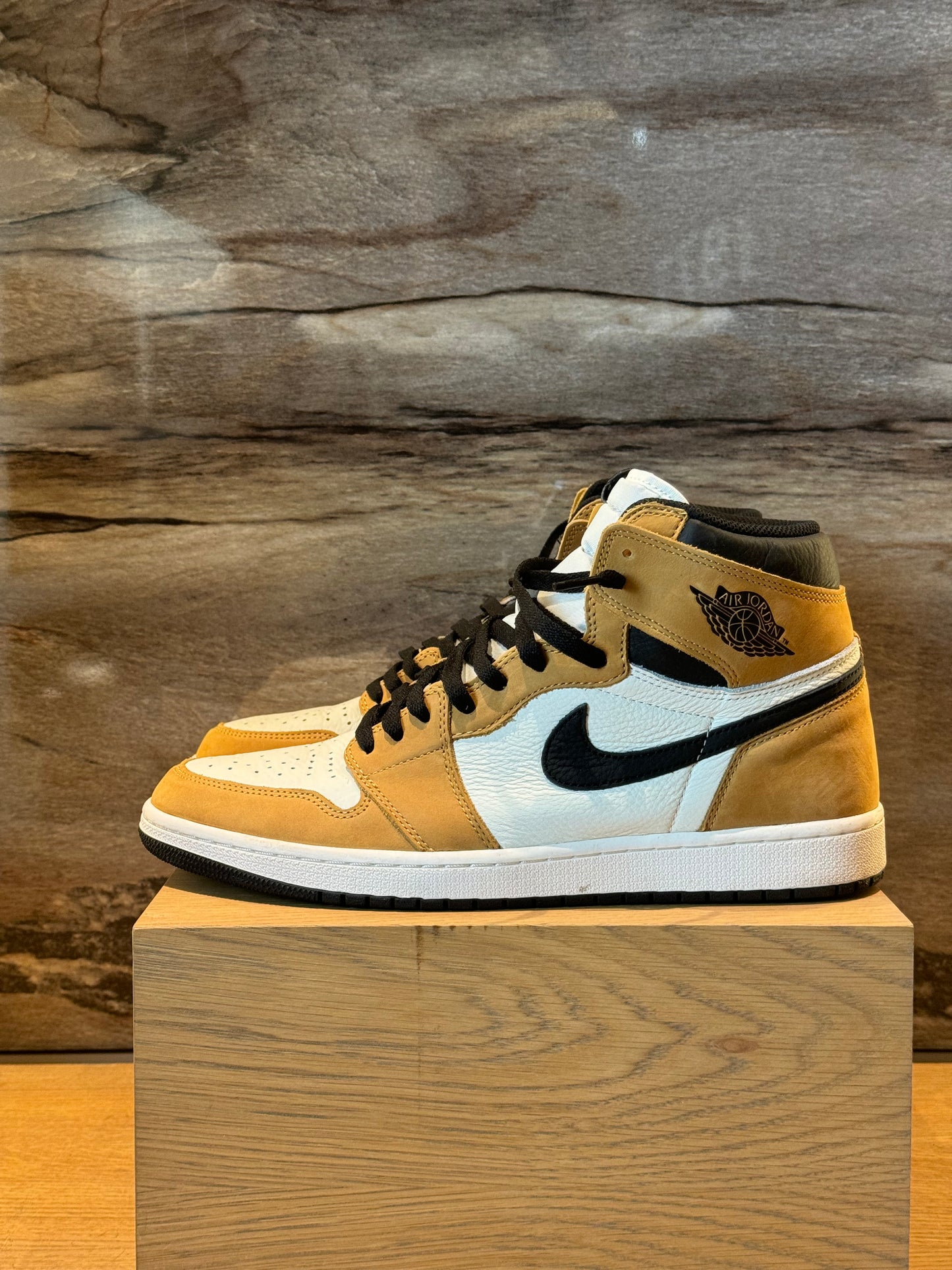 Air Jordan 1 High Rookie Of The Year