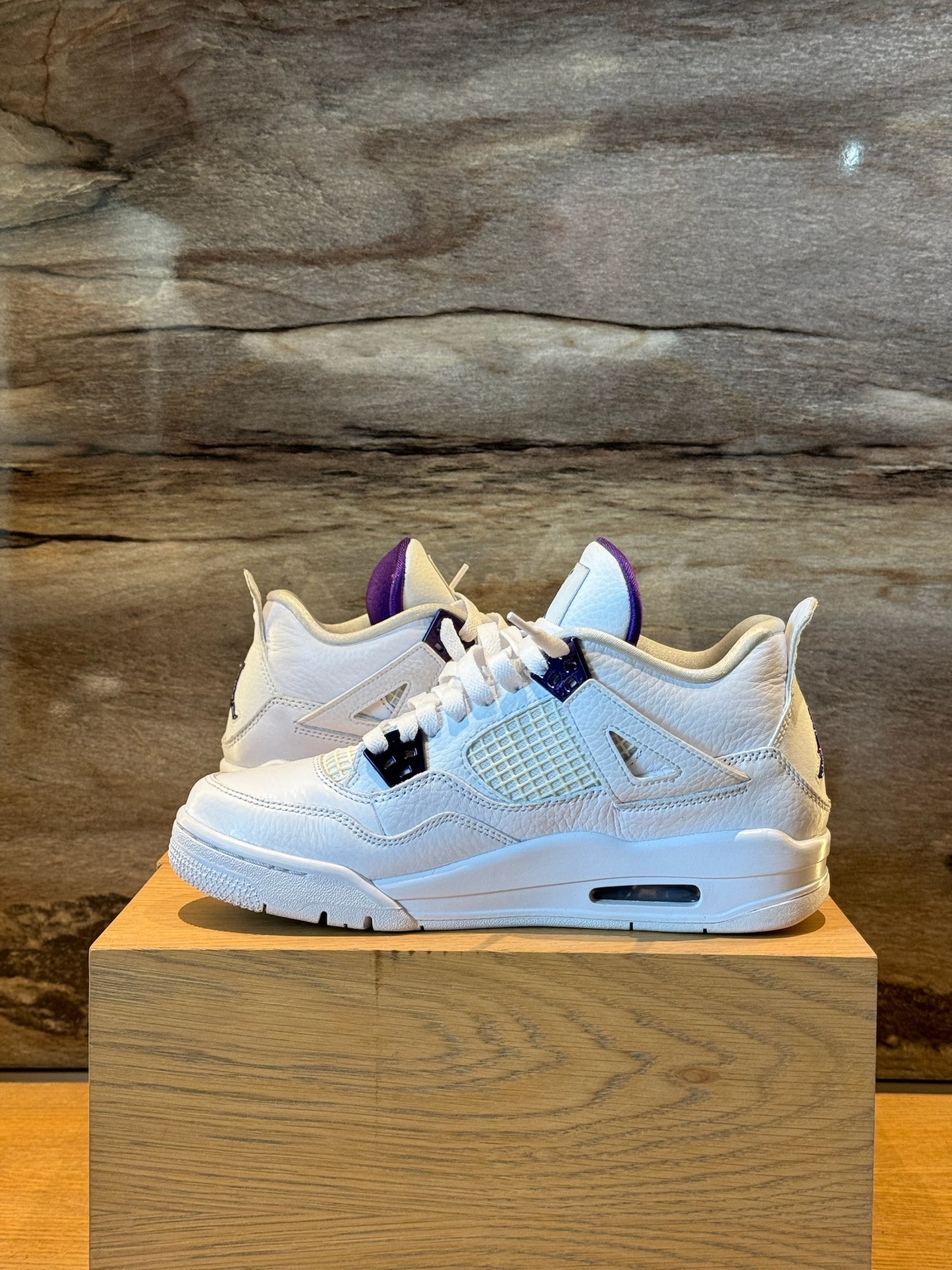 Air Jordan 4 Retro Metallic Purple 2020