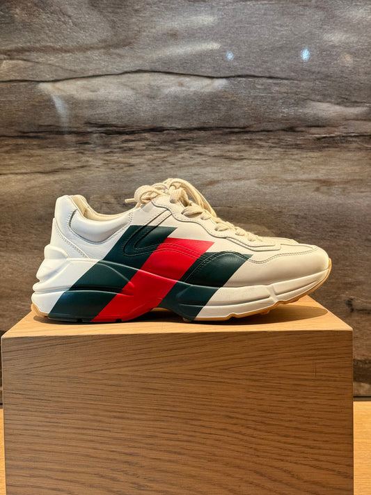 Gucci Sneakers Beige