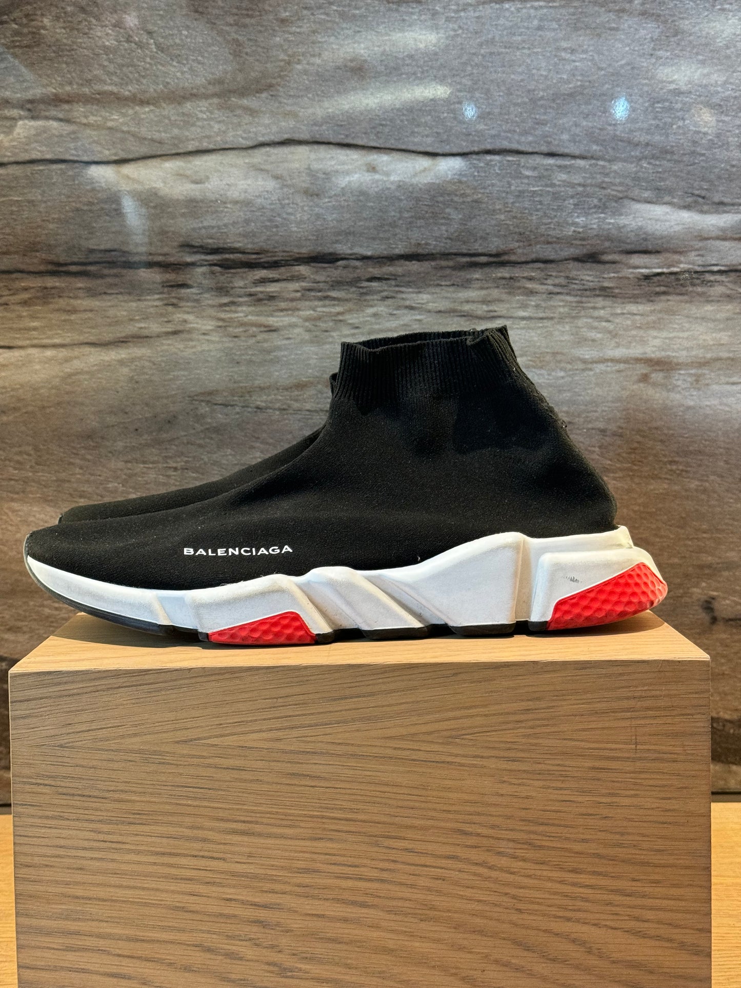 Balenciaga Speedtrainers Black White Red