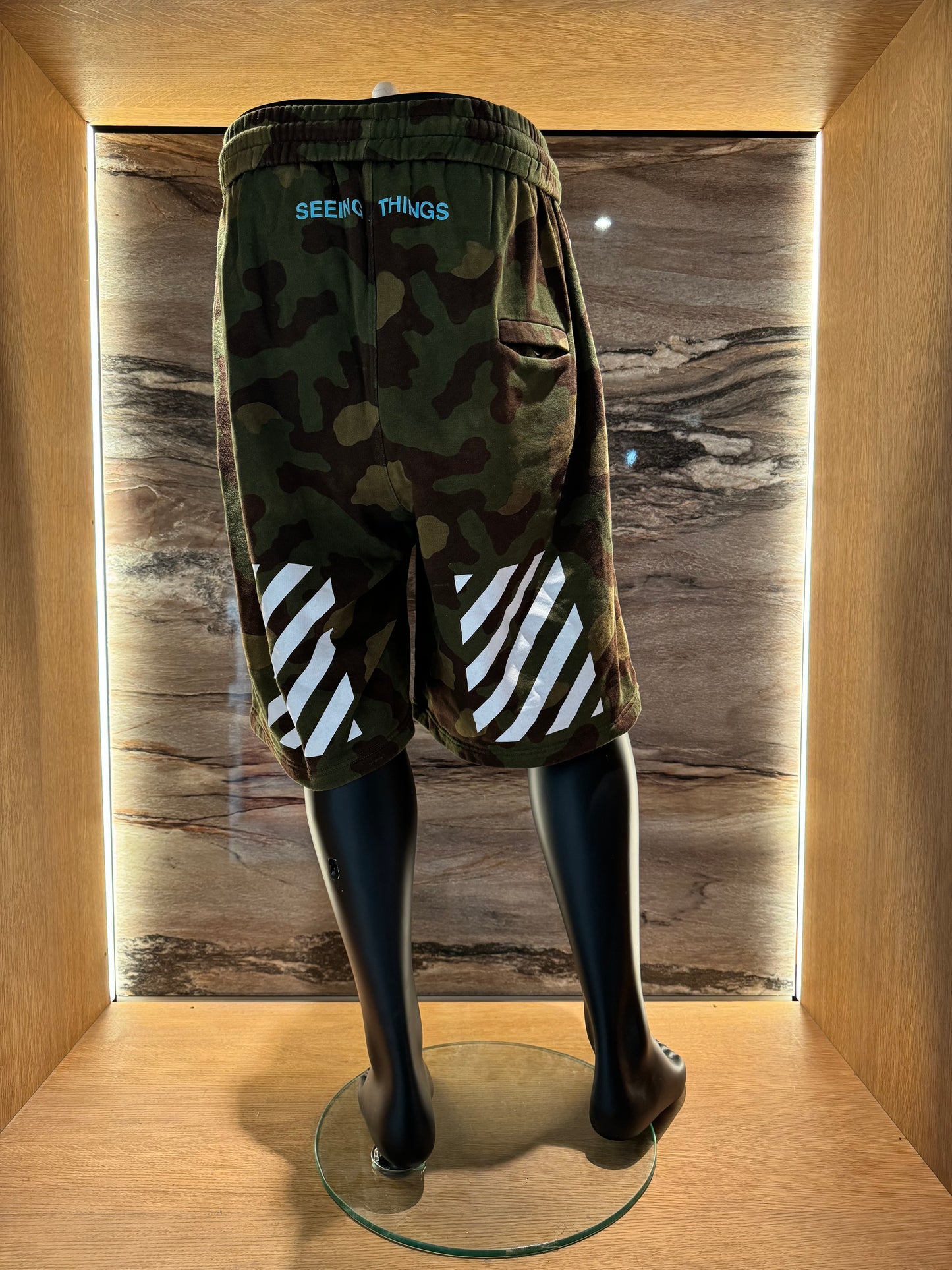 Off-White Short Camo