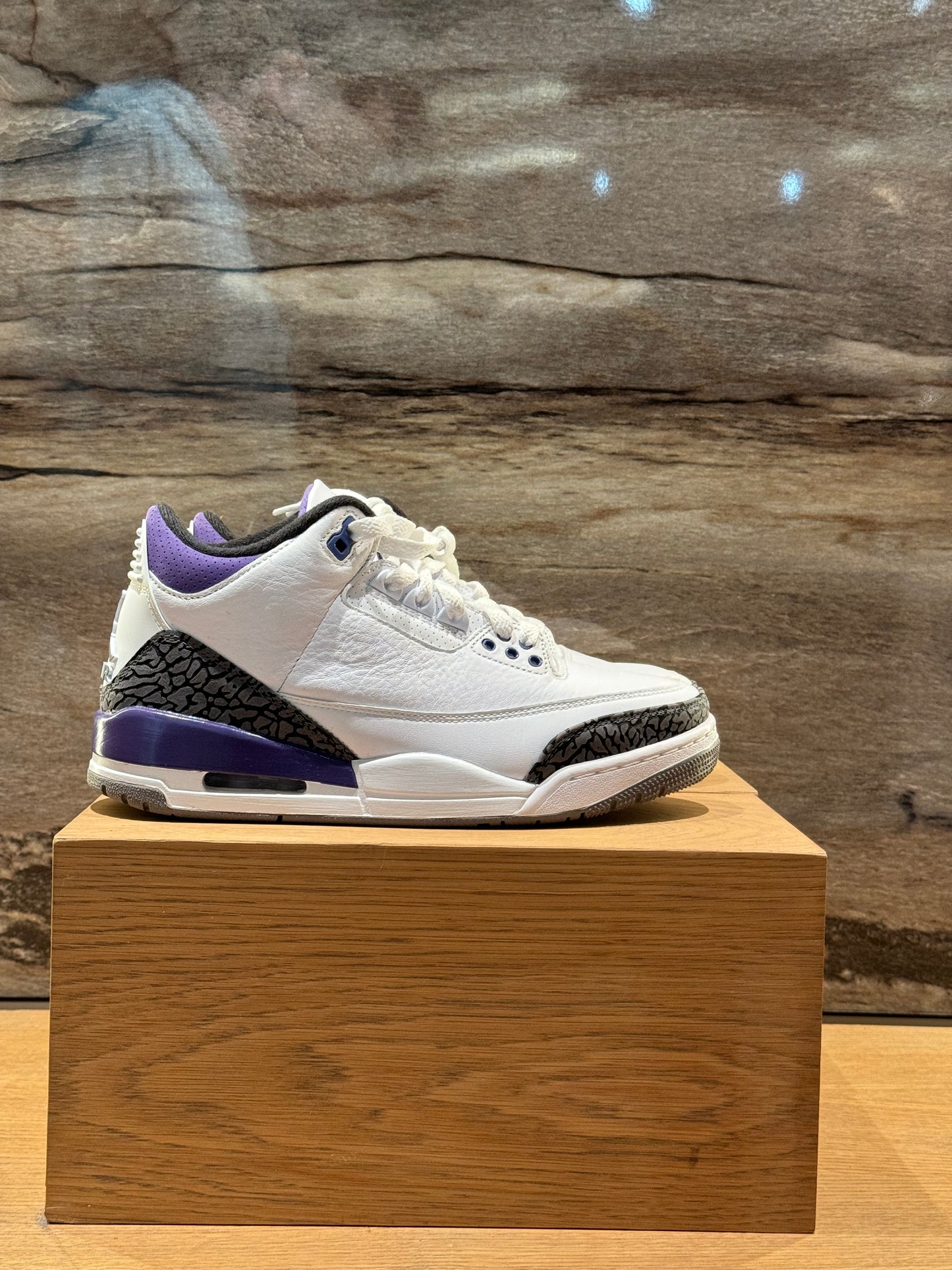 Air Jordan 3 Purple