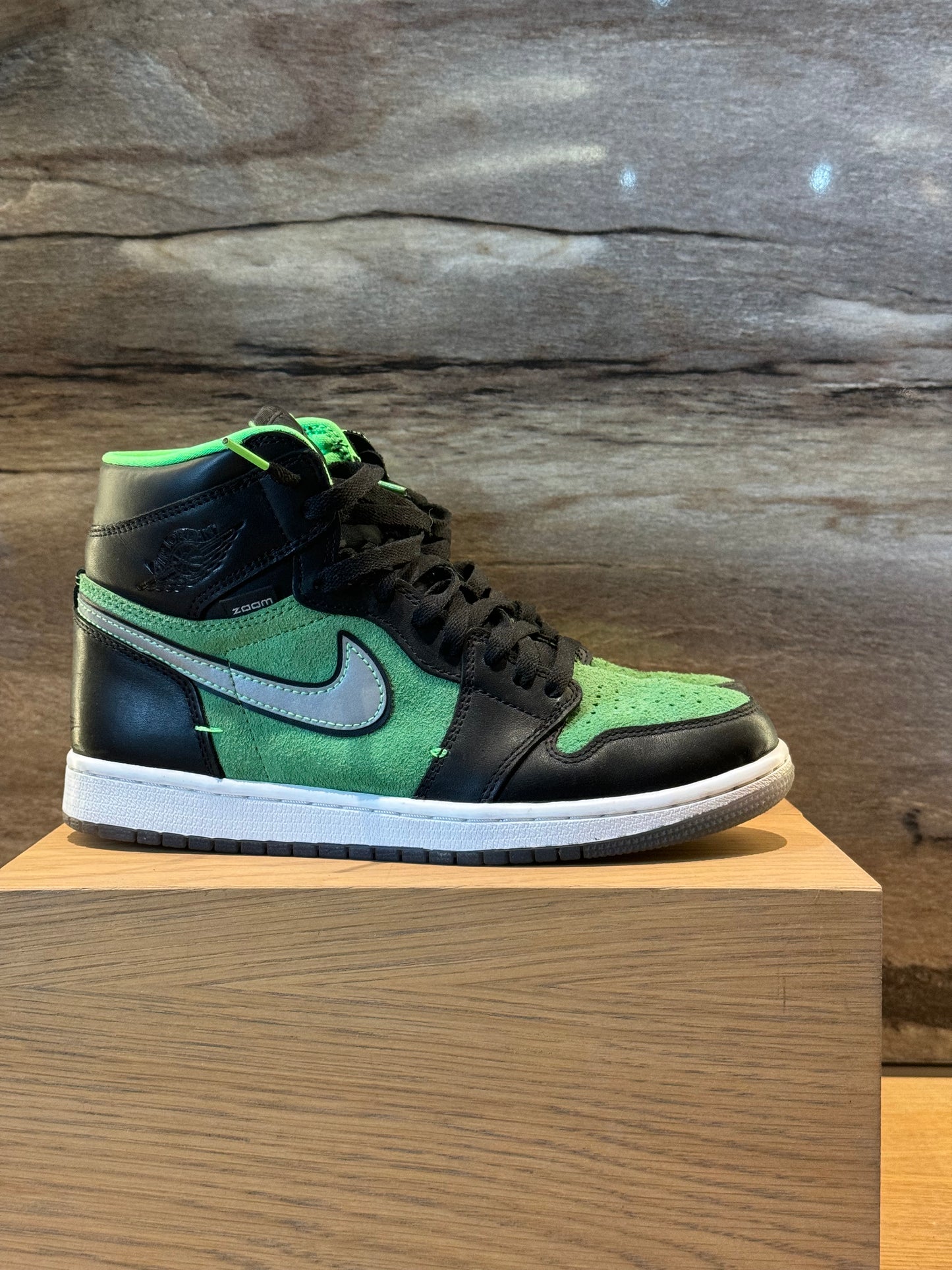 Air Jordan 1 High Zoom Green