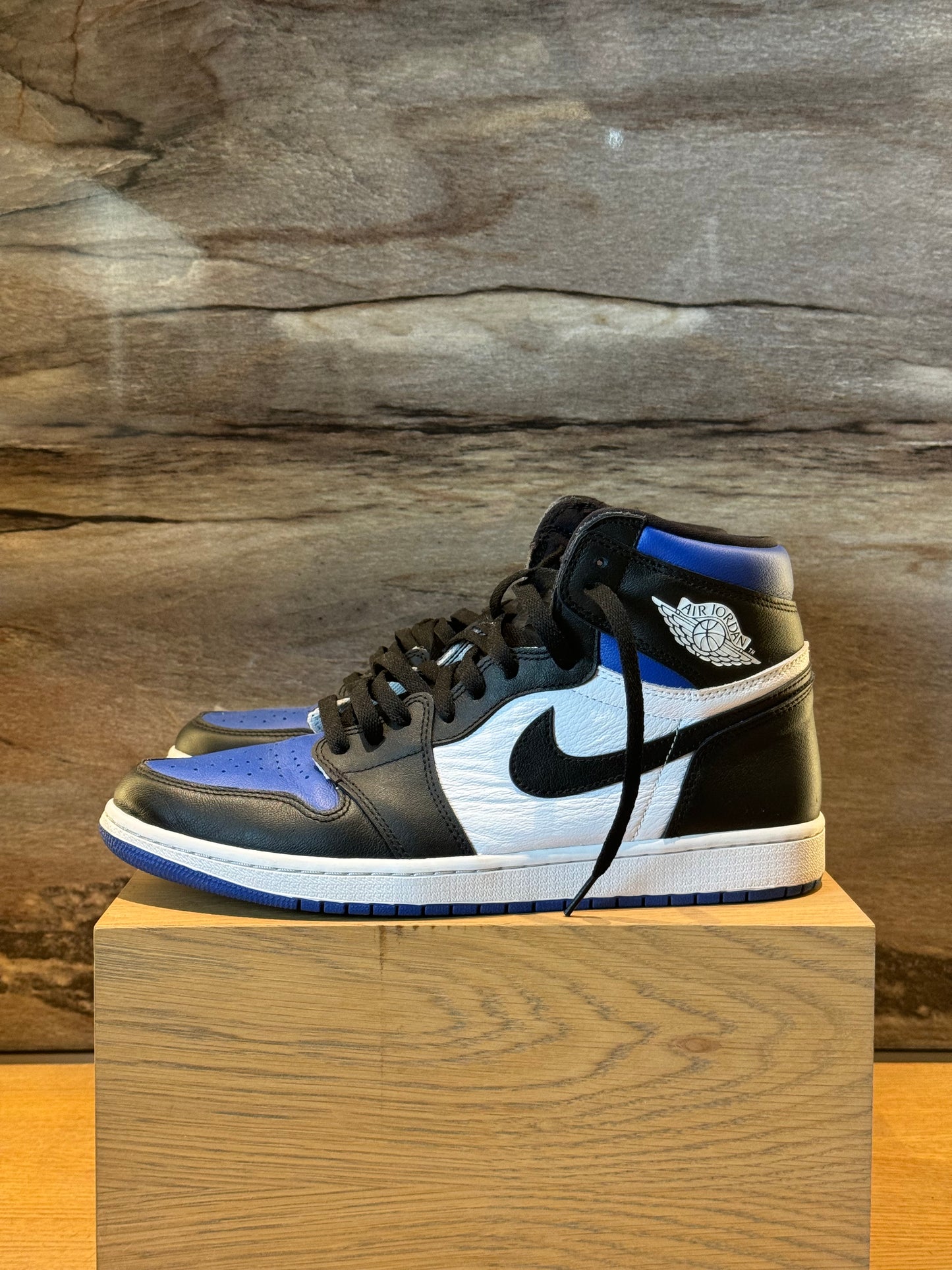 Air Jordan 1 High Royal Toe