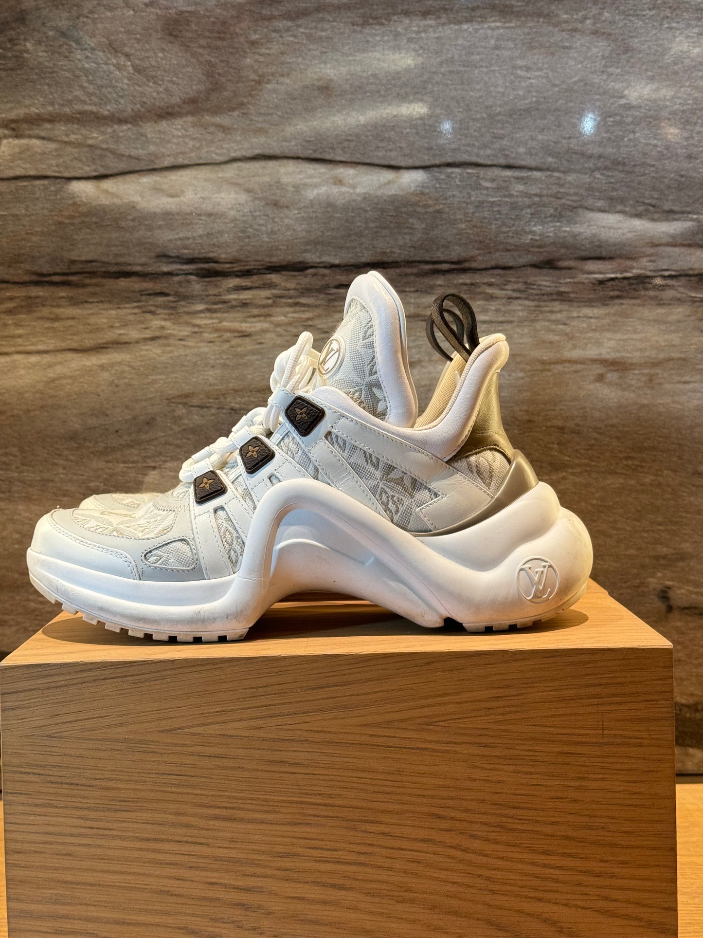 Louis Vuitton Archlight Sneakers Womans