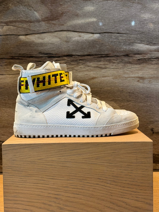 Off-White Sneakers High Arrow Yellow Belt