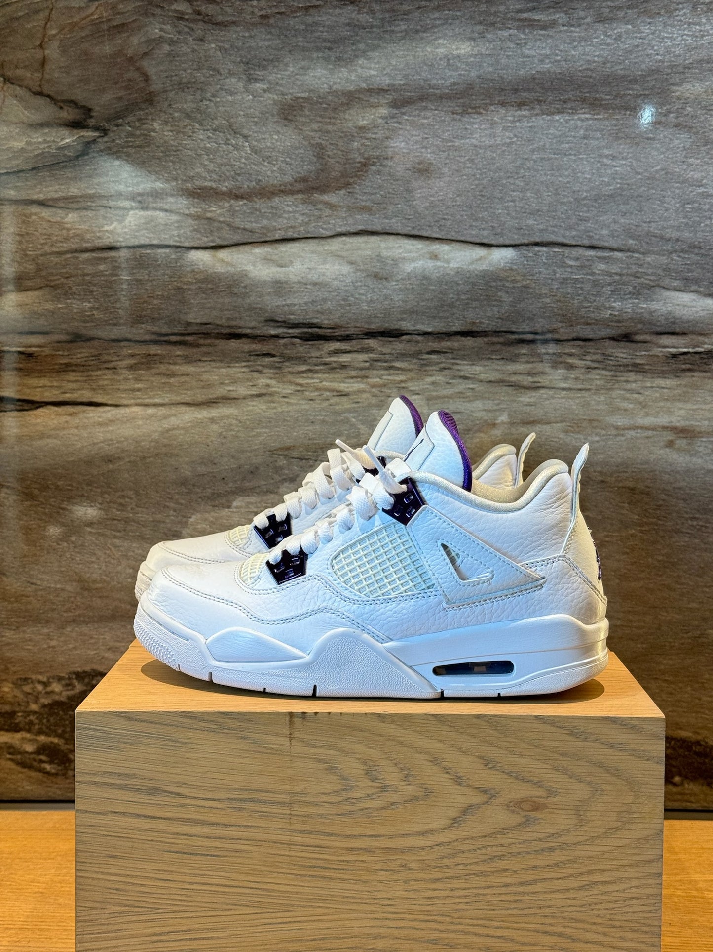 Air Jordan 4 Retro Metallic Purple 2020