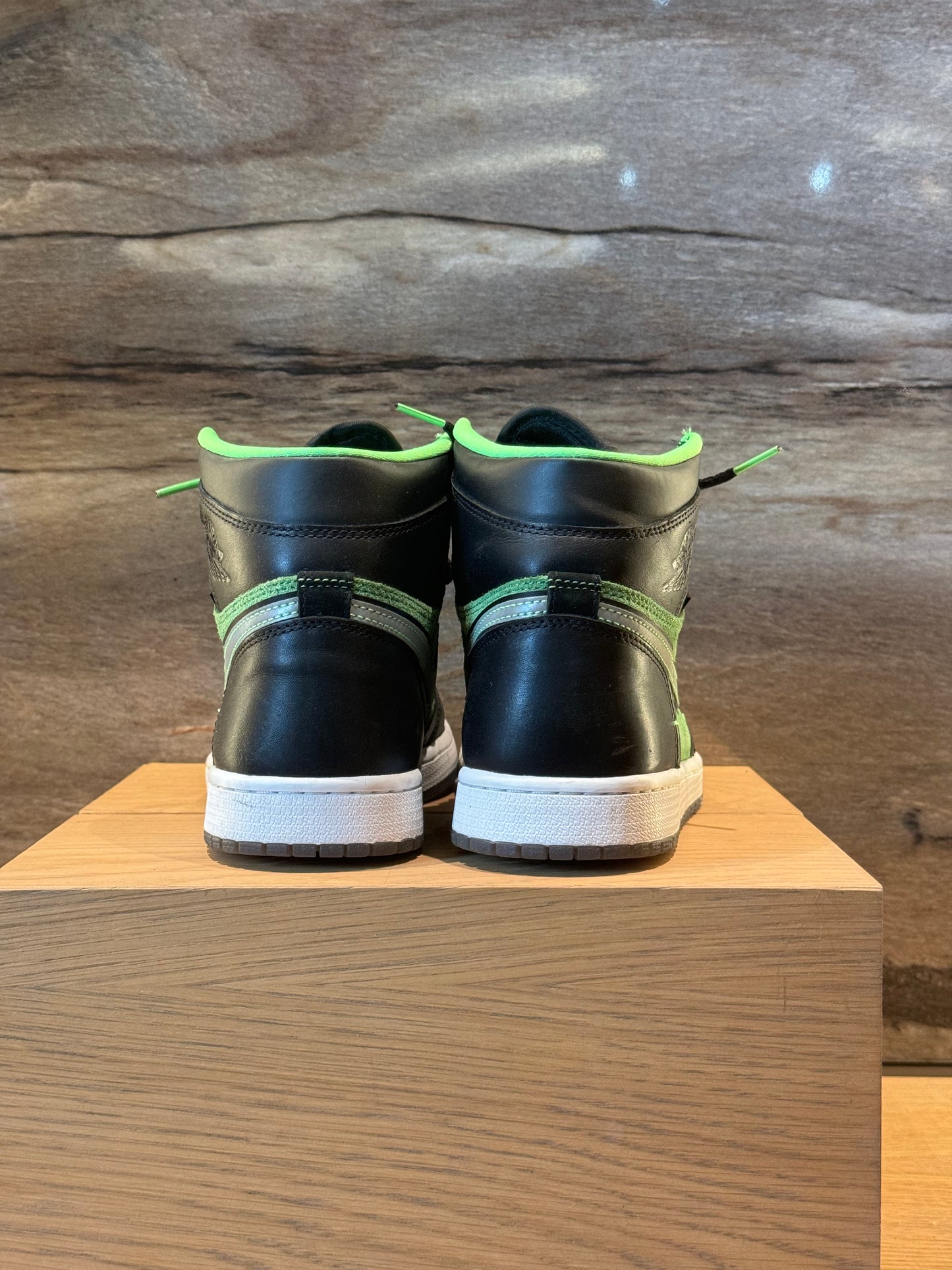 Air Jordan 1 High Zoom Green